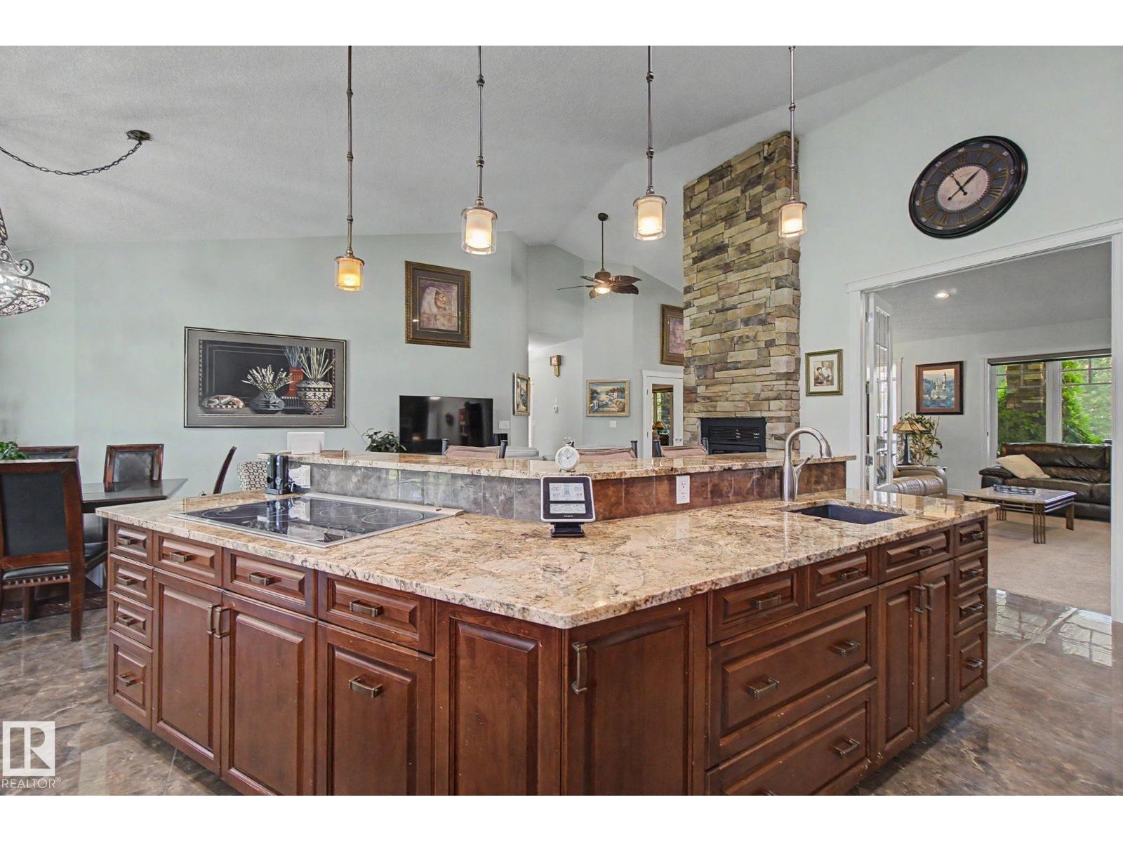 2012 PARKLAND DR - 22