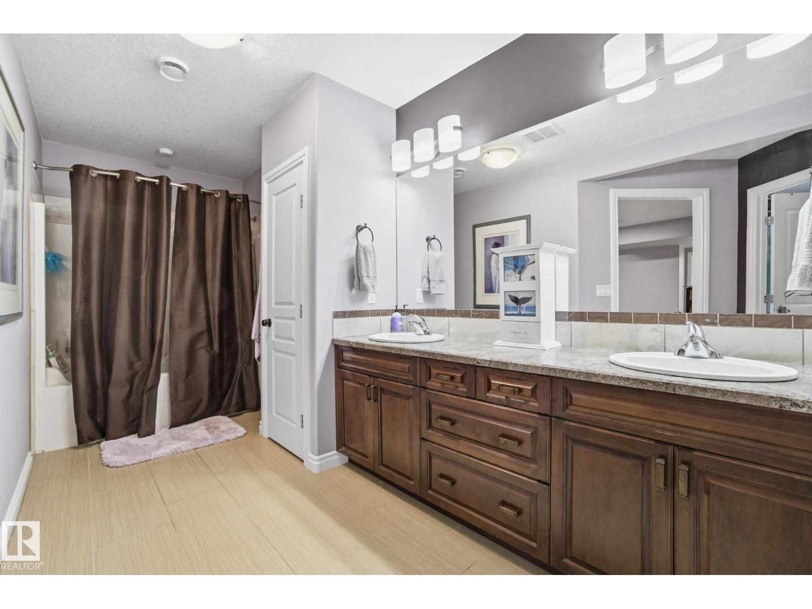 2012 PARKLAND DR - 55