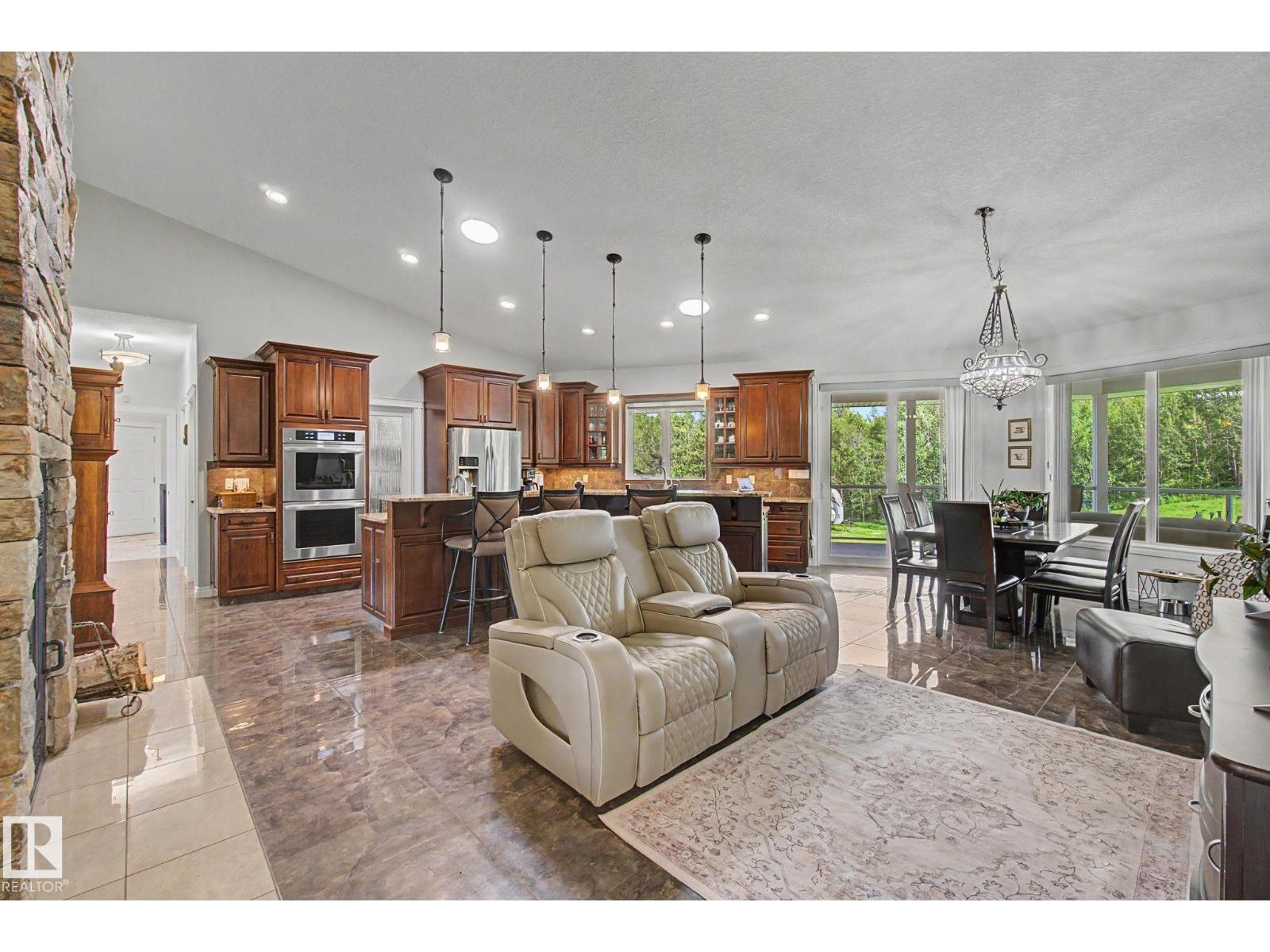 2012 PARKLAND DR - 14