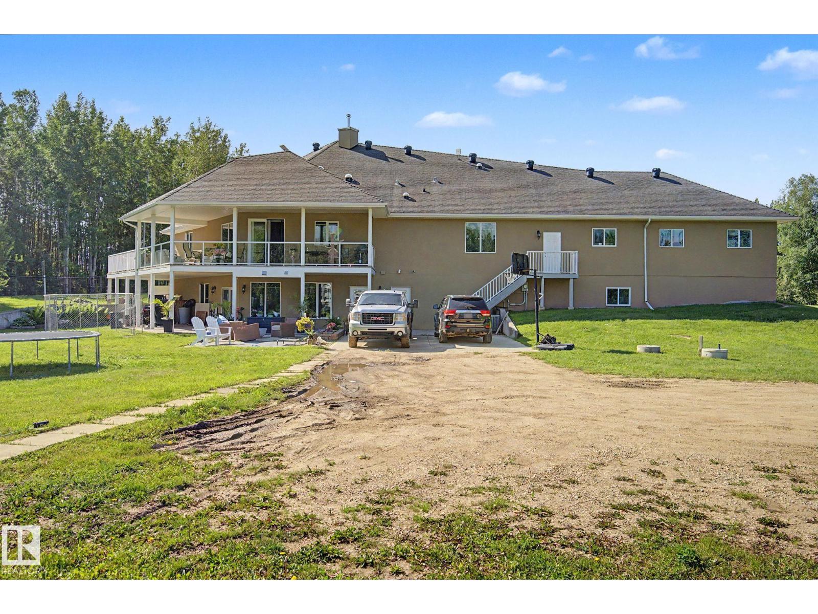 2012 PARKLAND DR - 64