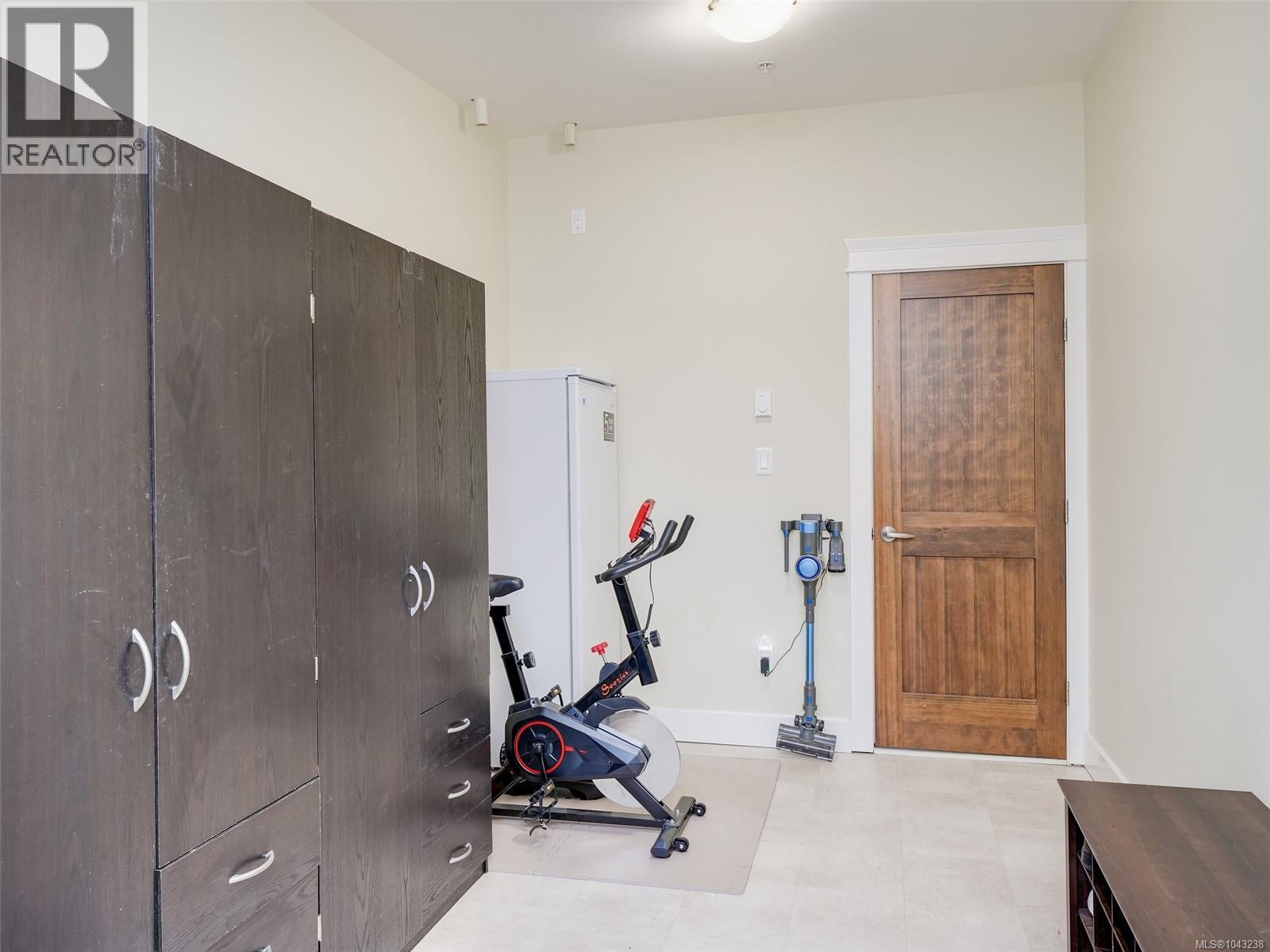 #302 6981 East Saanich Rd - 38