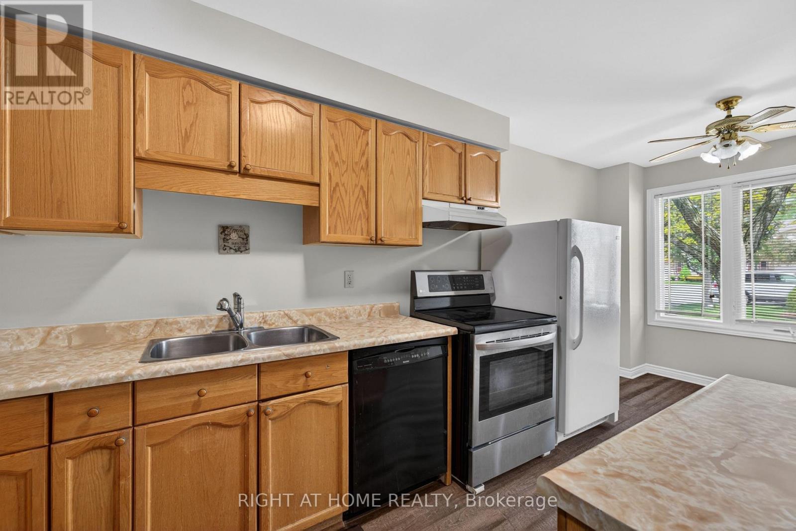 #14 308 CONWAY DRIVE - 13