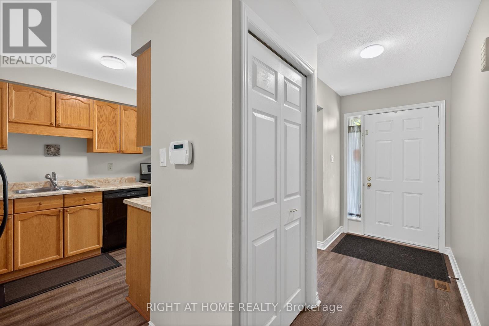 #14 308 CONWAY DRIVE - 14