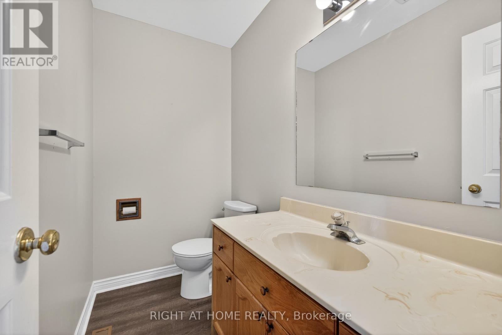 #14 308 CONWAY DRIVE - 16