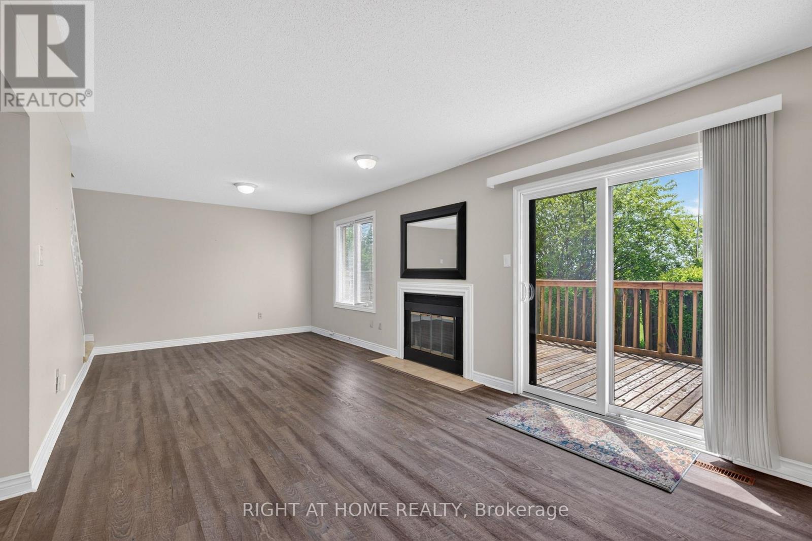 #14 308 CONWAY DRIVE - 17