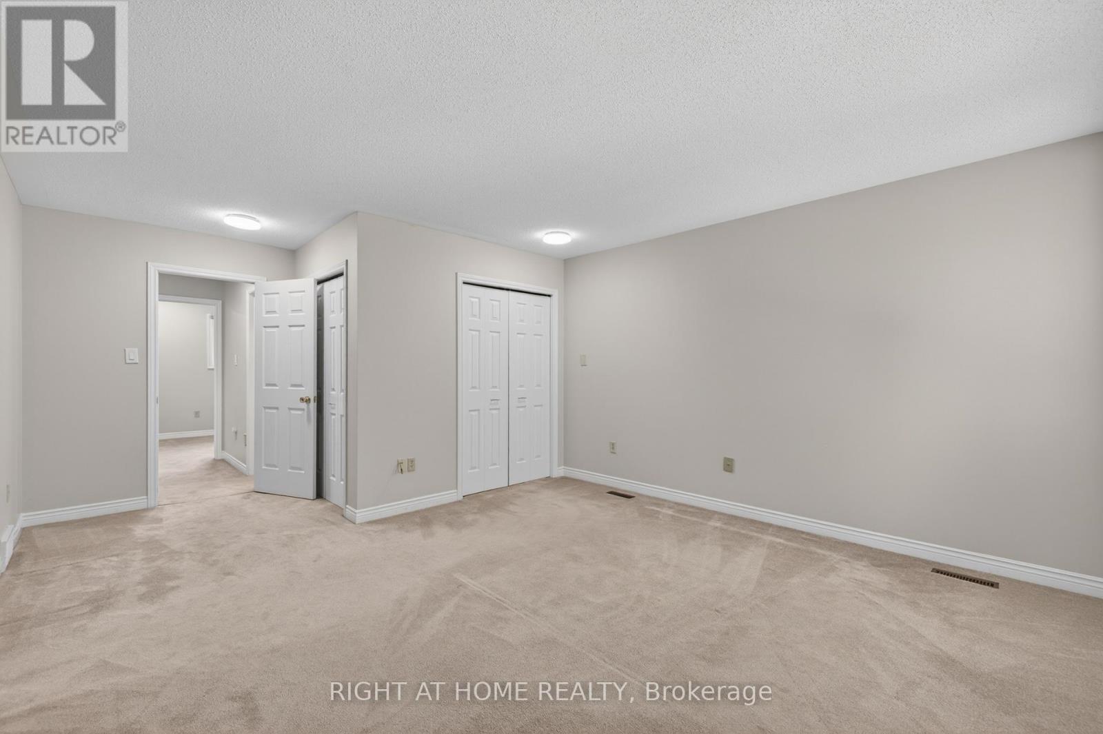 #14 308 CONWAY DRIVE - 22