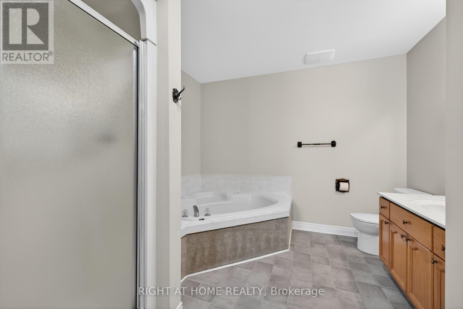 #14 308 CONWAY DRIVE - 25