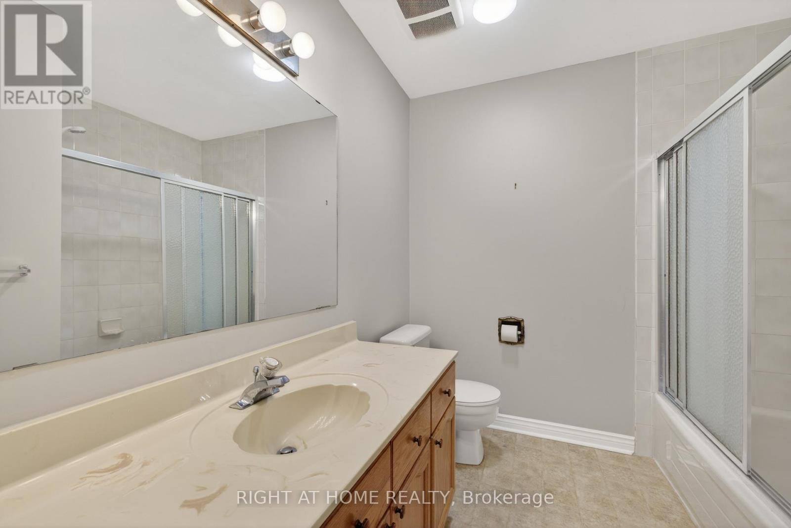 #14 308 CONWAY DRIVE - 34