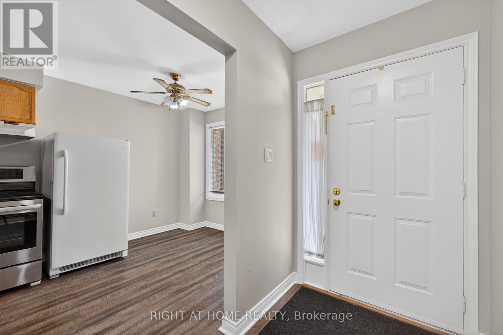 #14 308 CONWAY DRIVE - 5