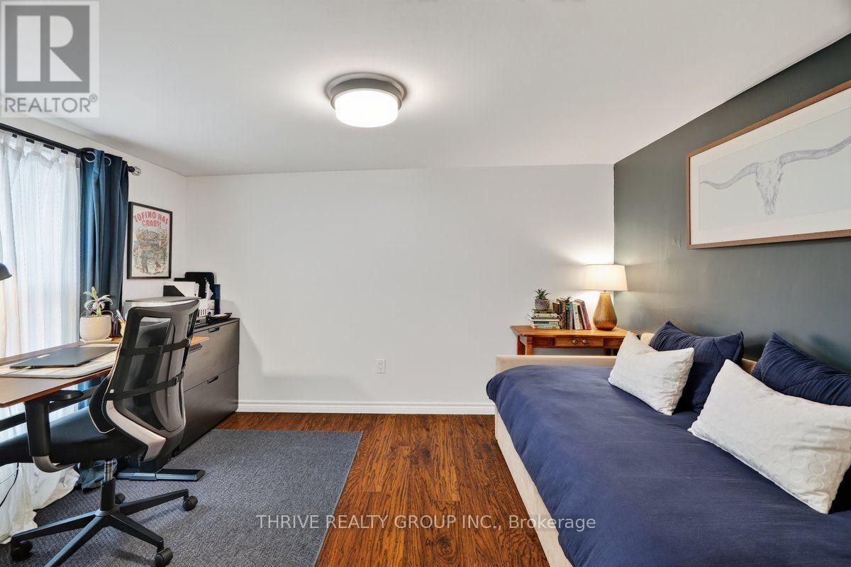 25 ELM STREET - 25