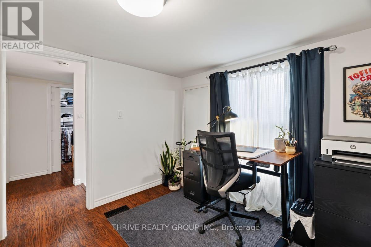 25 ELM STREET - 26