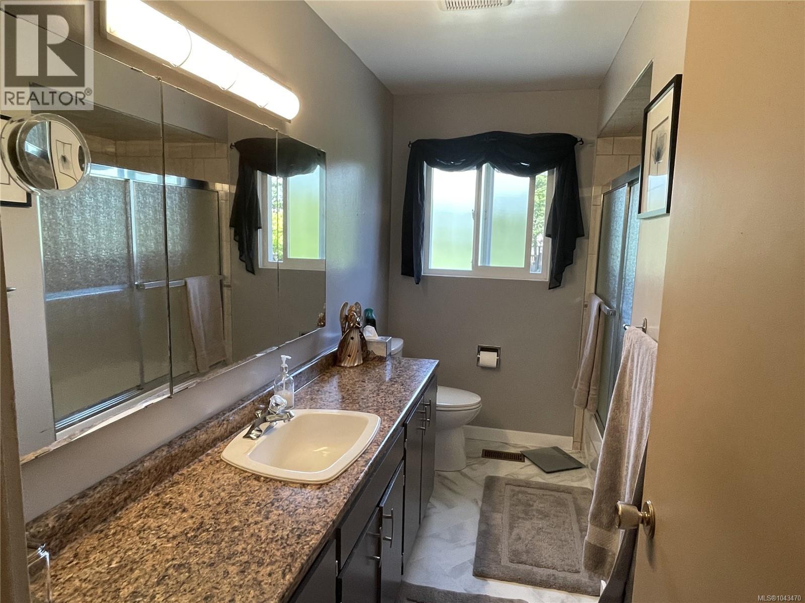 2617 10th Ave - 18