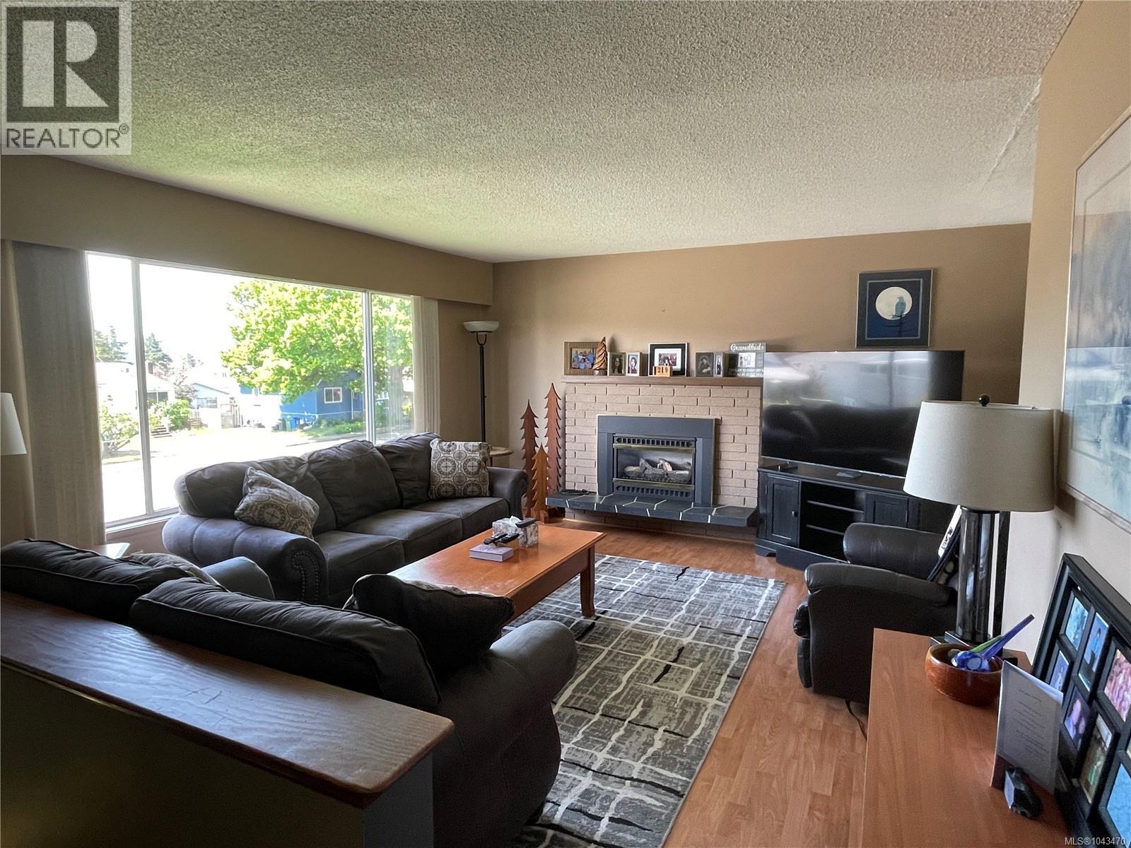 2617 10th Ave - 3