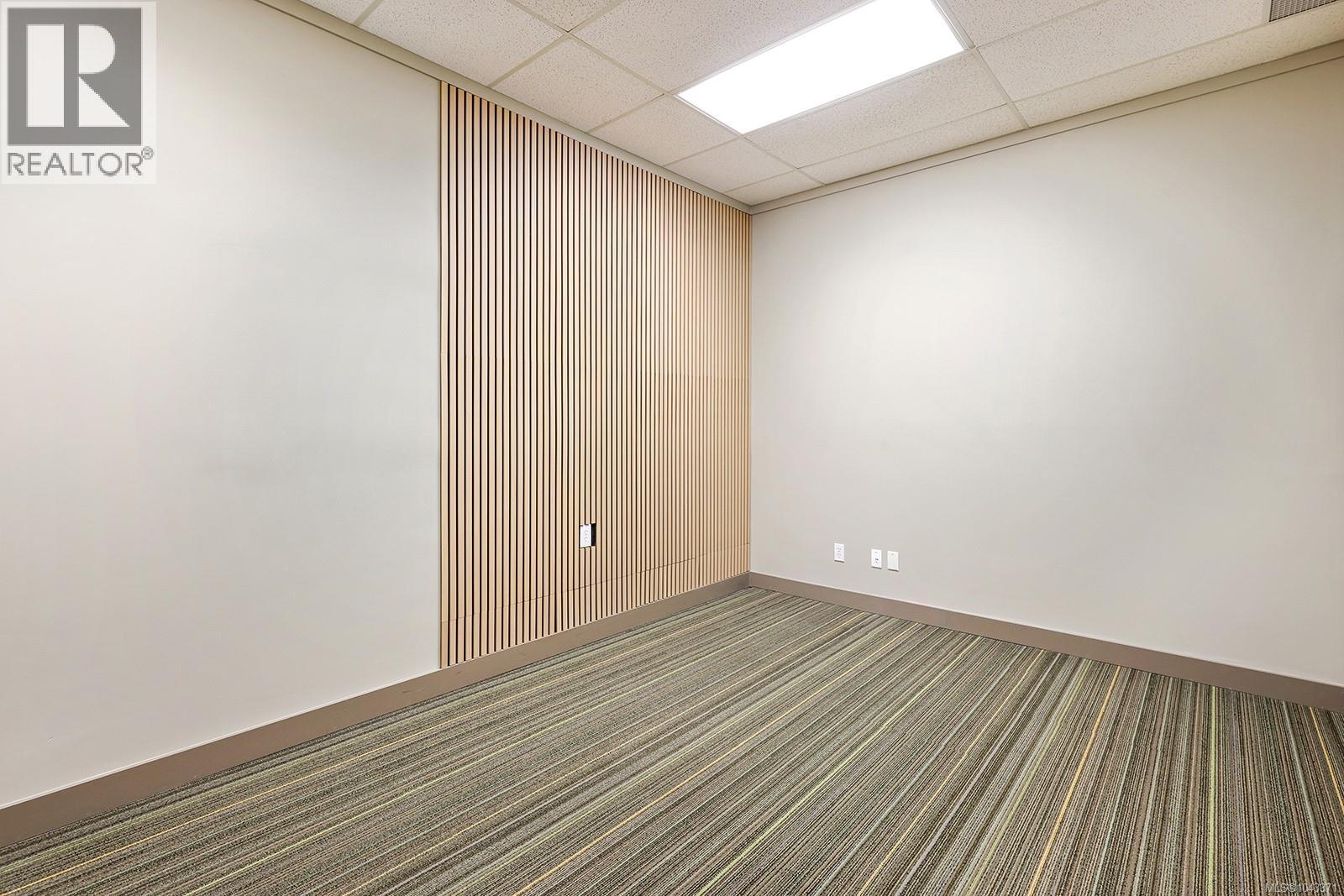 C 1025 Cliffe Ave, Courtenay