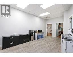 C 1025 Cliffe Ave, Courtenay, BC V9N8H7 Photo 9