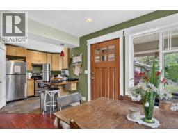 2792 Derwent Ave — photo 3