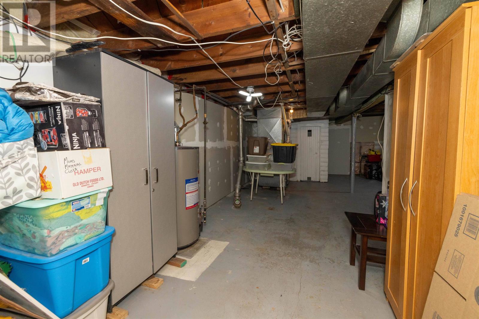 825 Alberta ST - 17