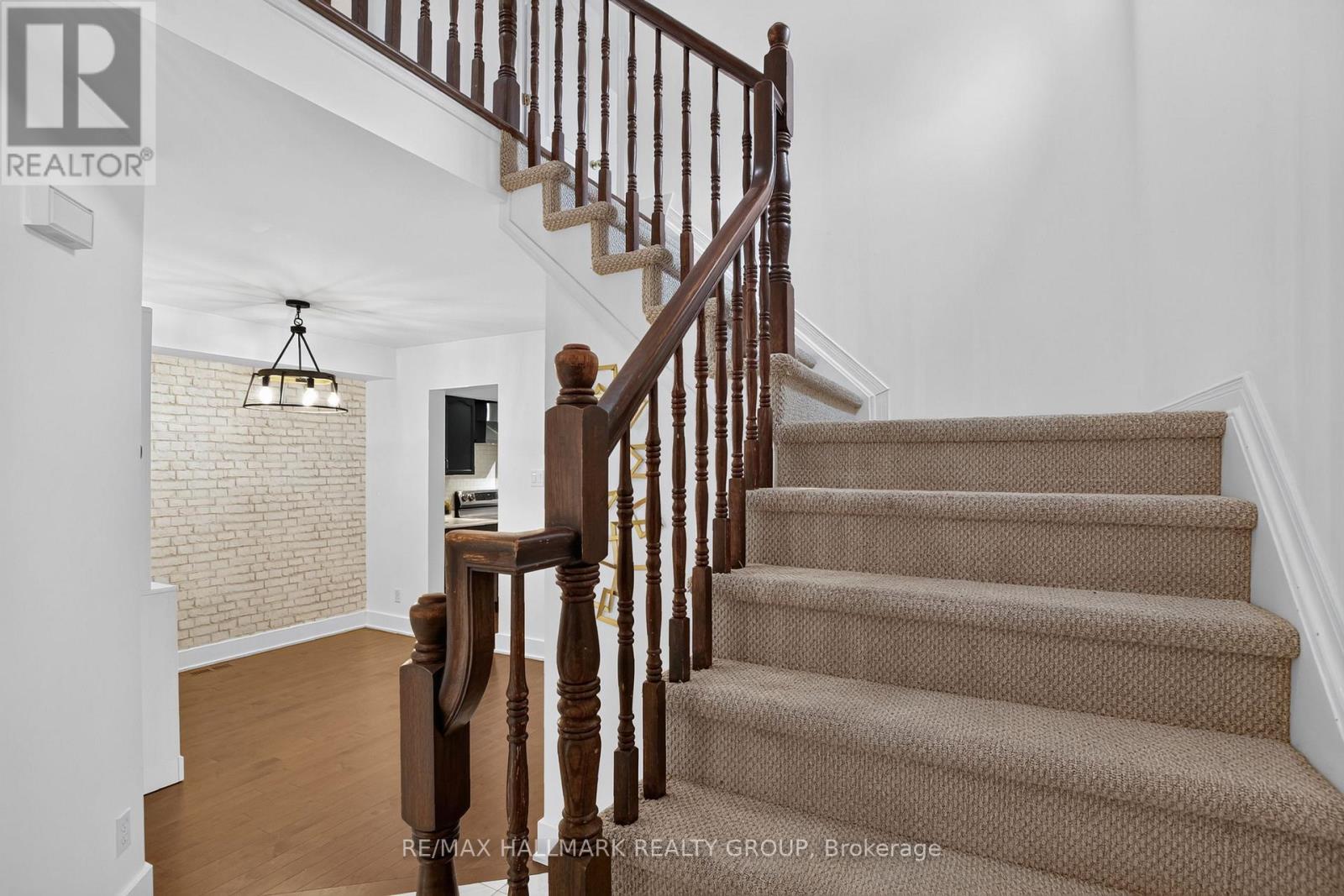 23 WHITEGATE CRESCENT - 20