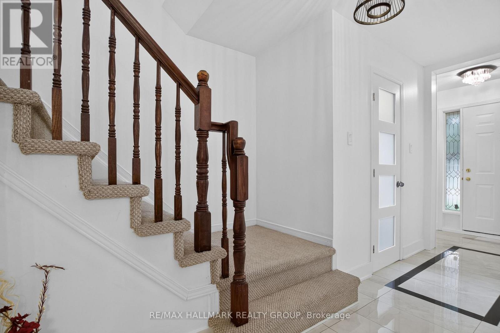 23 WHITEGATE CRESCENT - 47