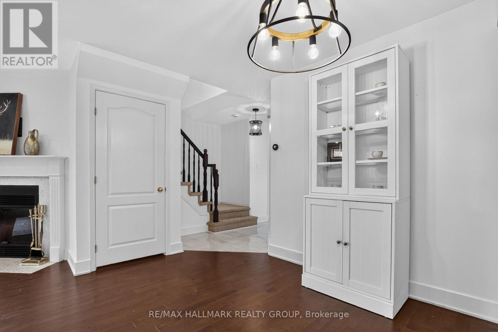 23 WHITEGATE CRESCENT - 5