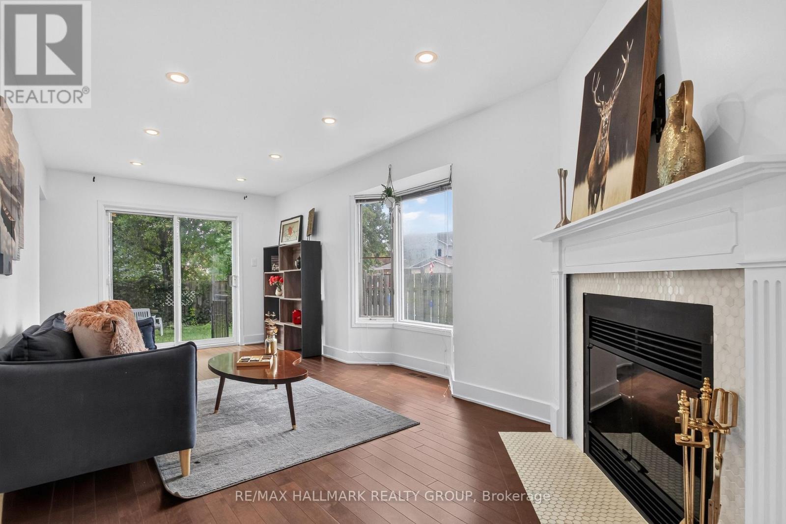 23 WHITEGATE CRESCENT - 7