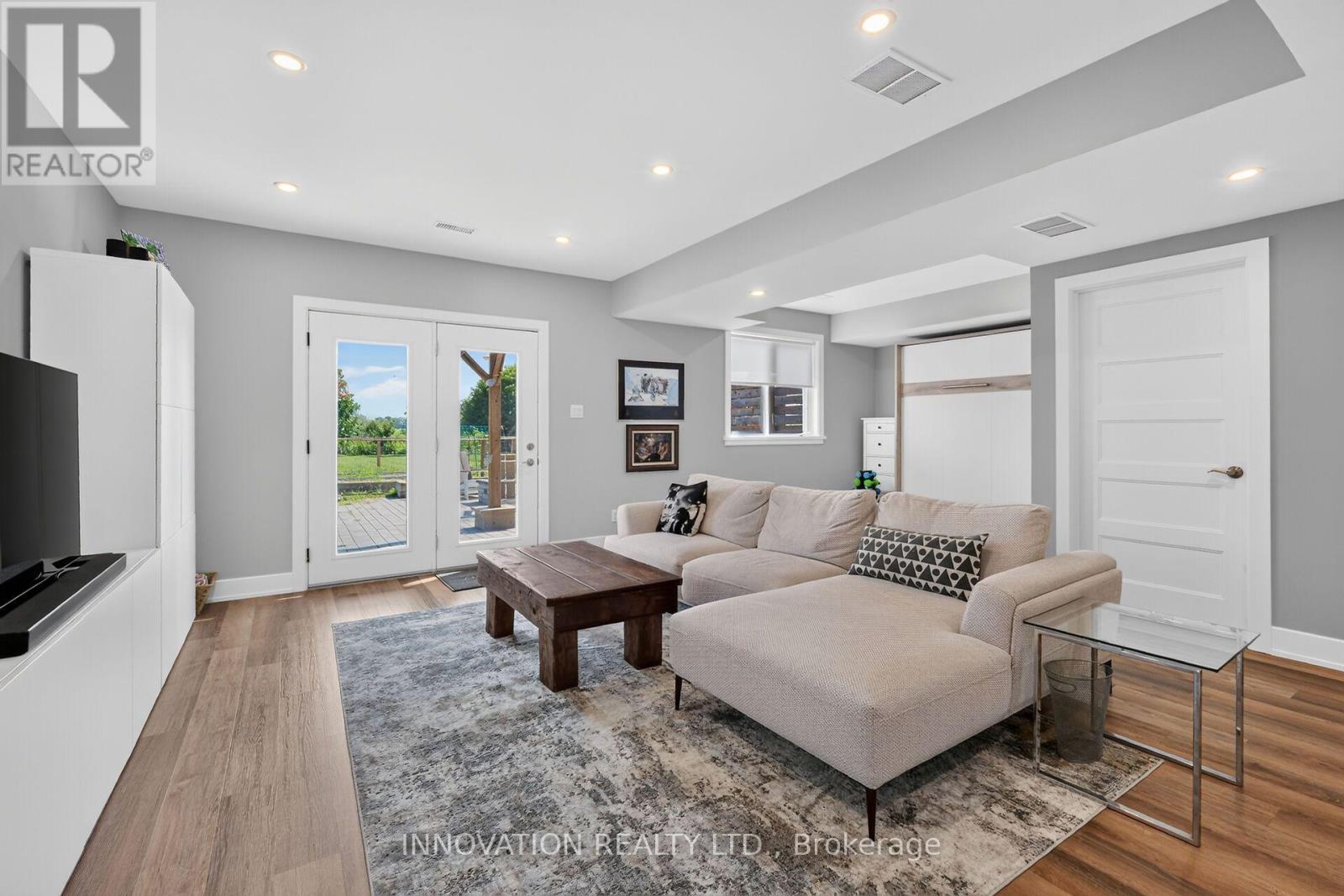 657 MEADOWRIDGE CIRCLE - 31