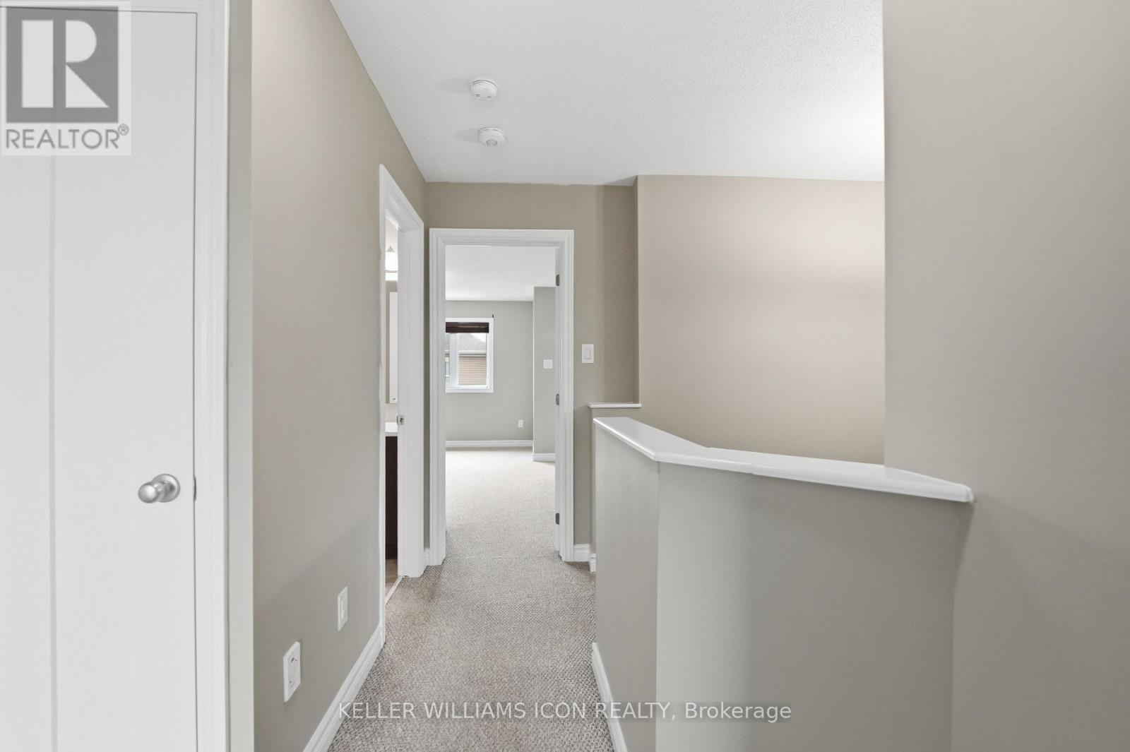 948 KILBIRNIE DRIVE - 30