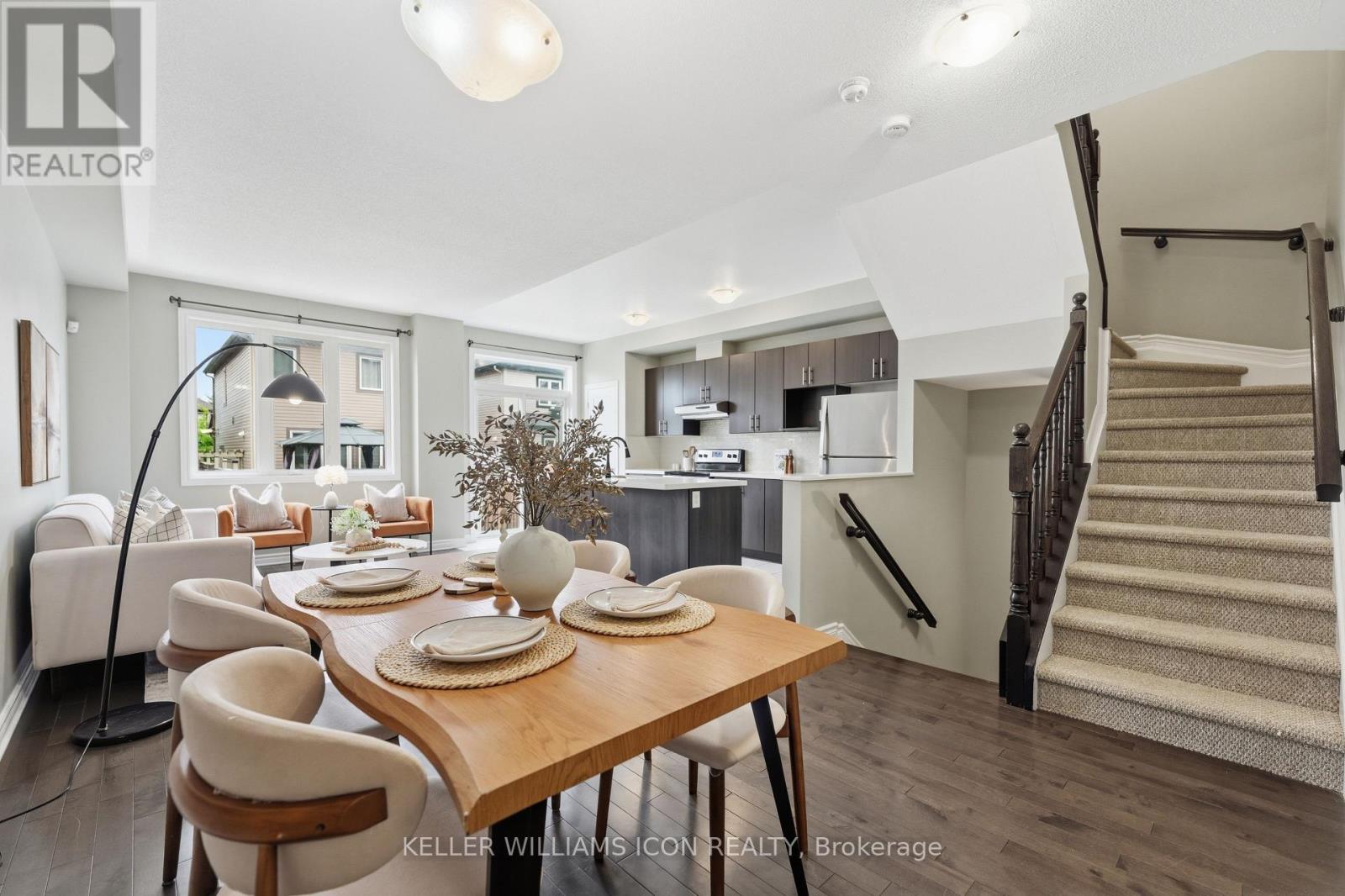948 KILBIRNIE DRIVE - 5