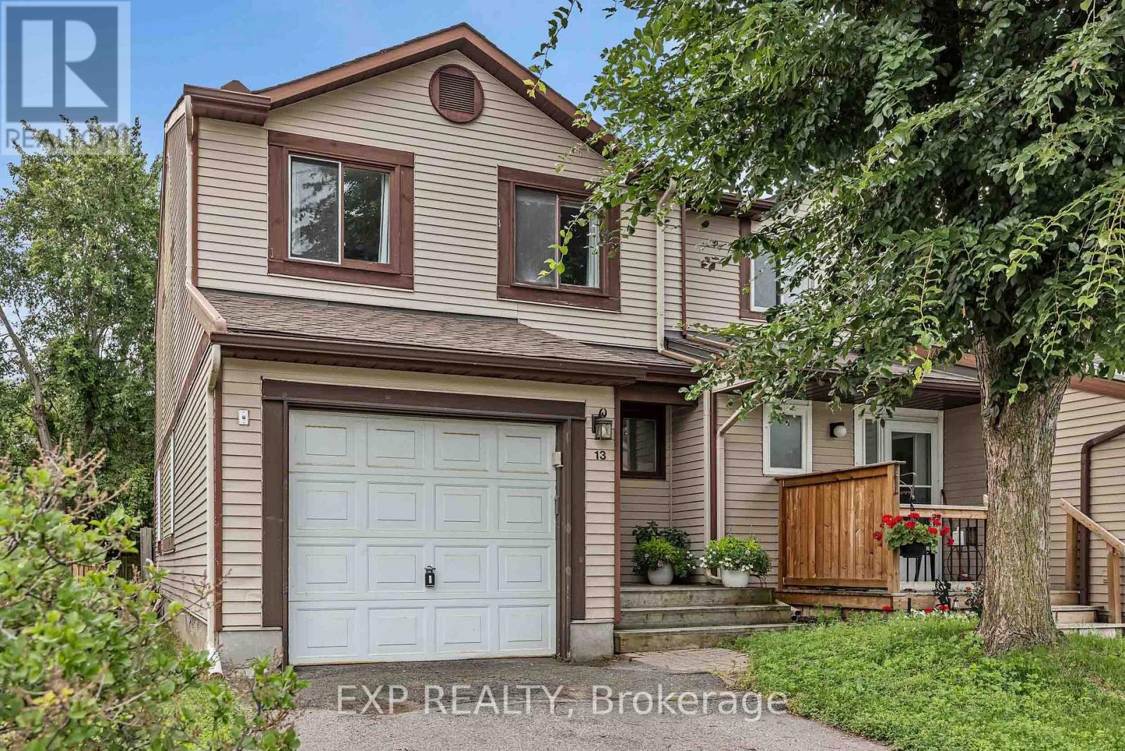 13 SHEARER CRESCENT - 2