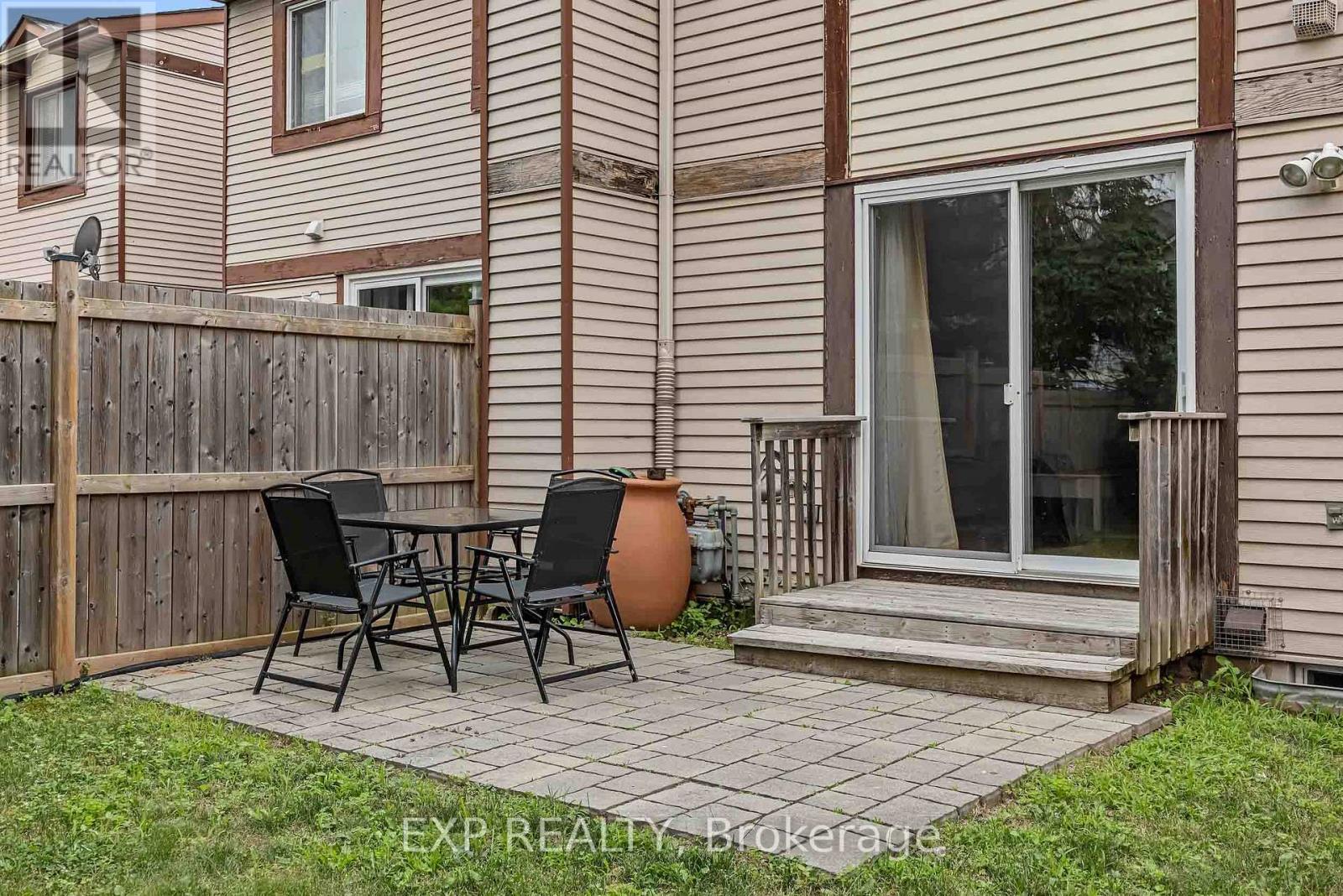 13 SHEARER CRESCENT - 34