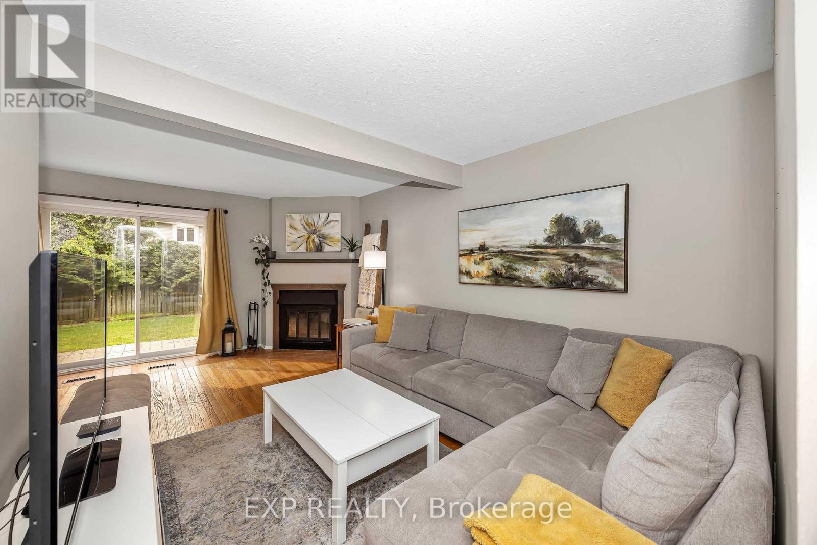 13 SHEARER CRESCENT - 8
