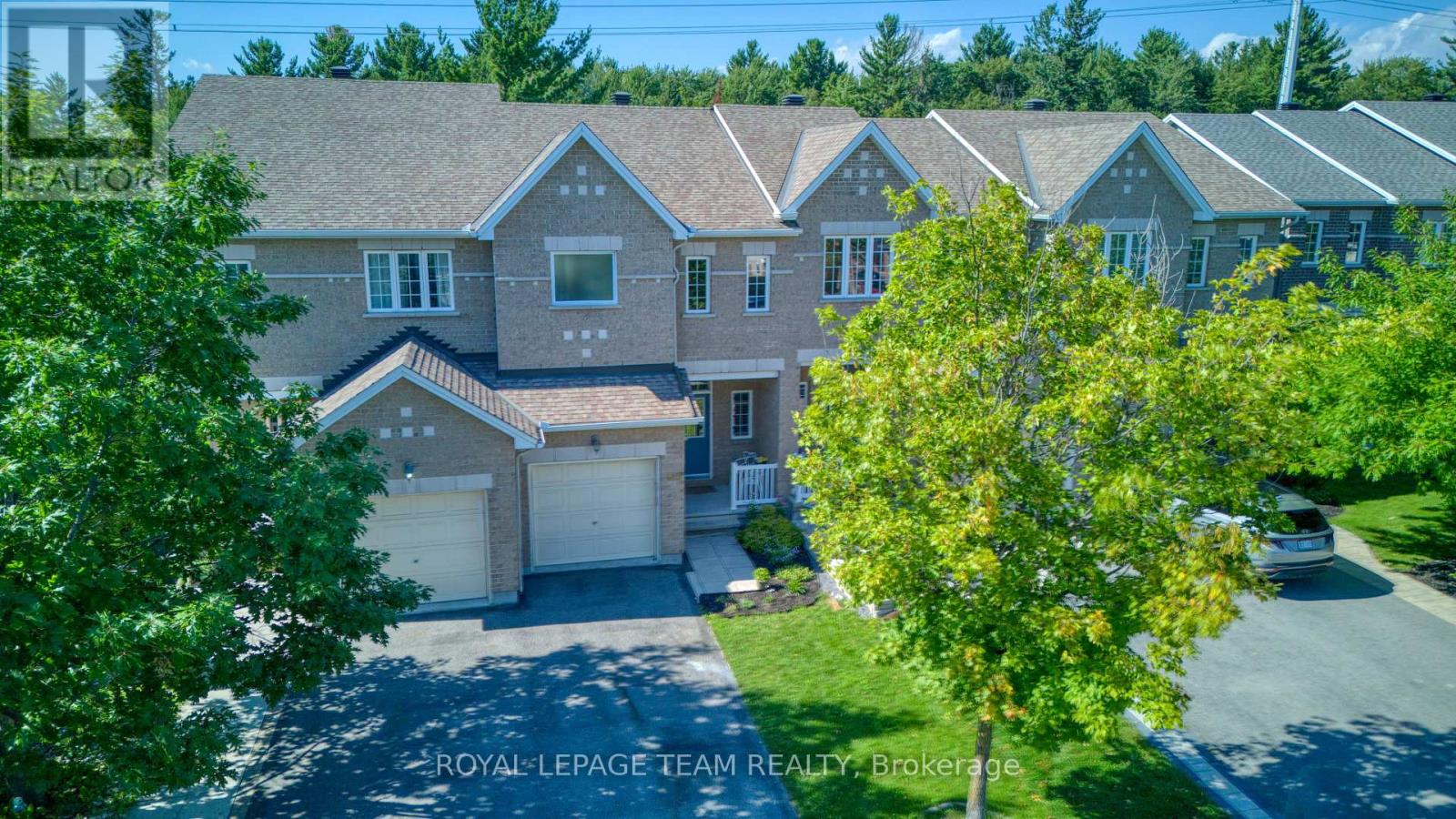 485 FOXHALL WAY - 1