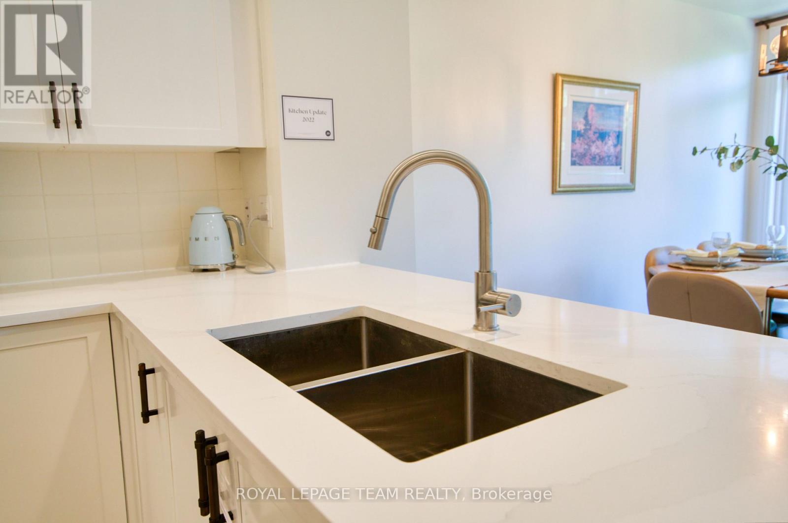 485 FOXHALL WAY - 10
