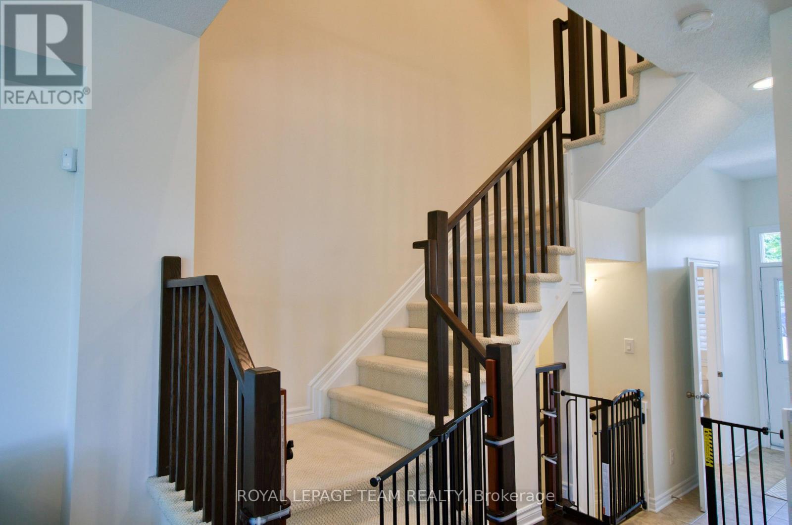 485 FOXHALL WAY - 21
