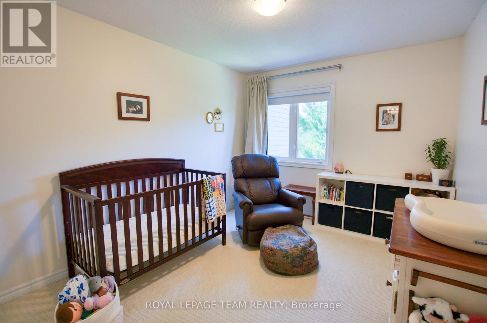 485 FOXHALL WAY - 25