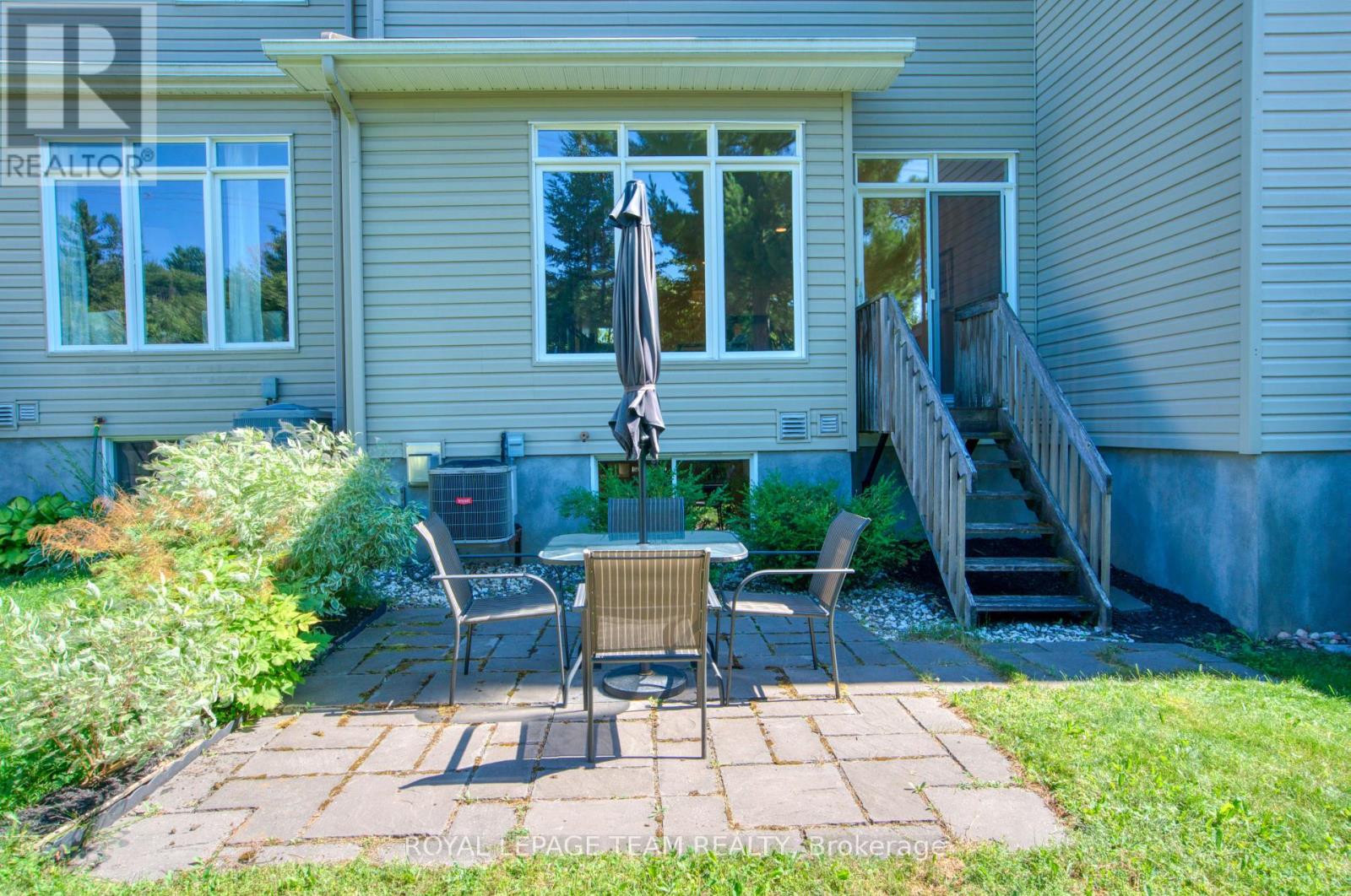 485 FOXHALL WAY - 46