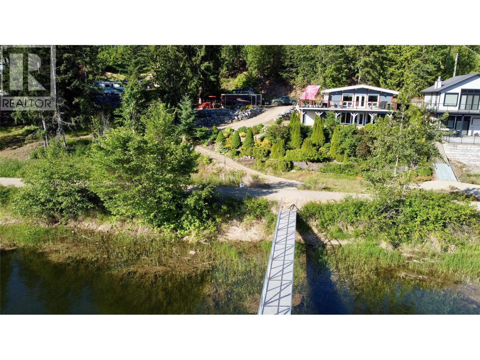 417 Old Spallumcheen Road - 4
