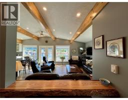 417 Old Spallumcheen Road, Sicamous, BC V0E2V3 Photo 28