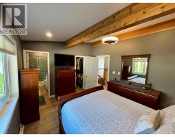 417 Old Spallumcheen Road, Sicamous, BC V0E2V3 Photo 34