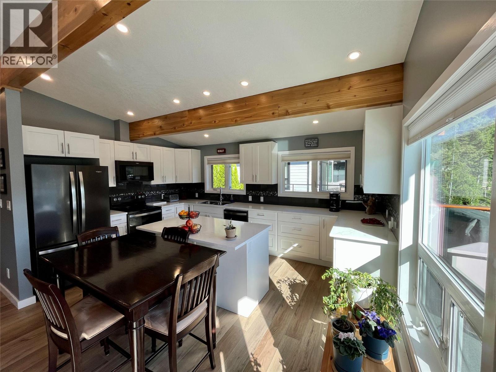 417 Old Spallumcheen Road - 20