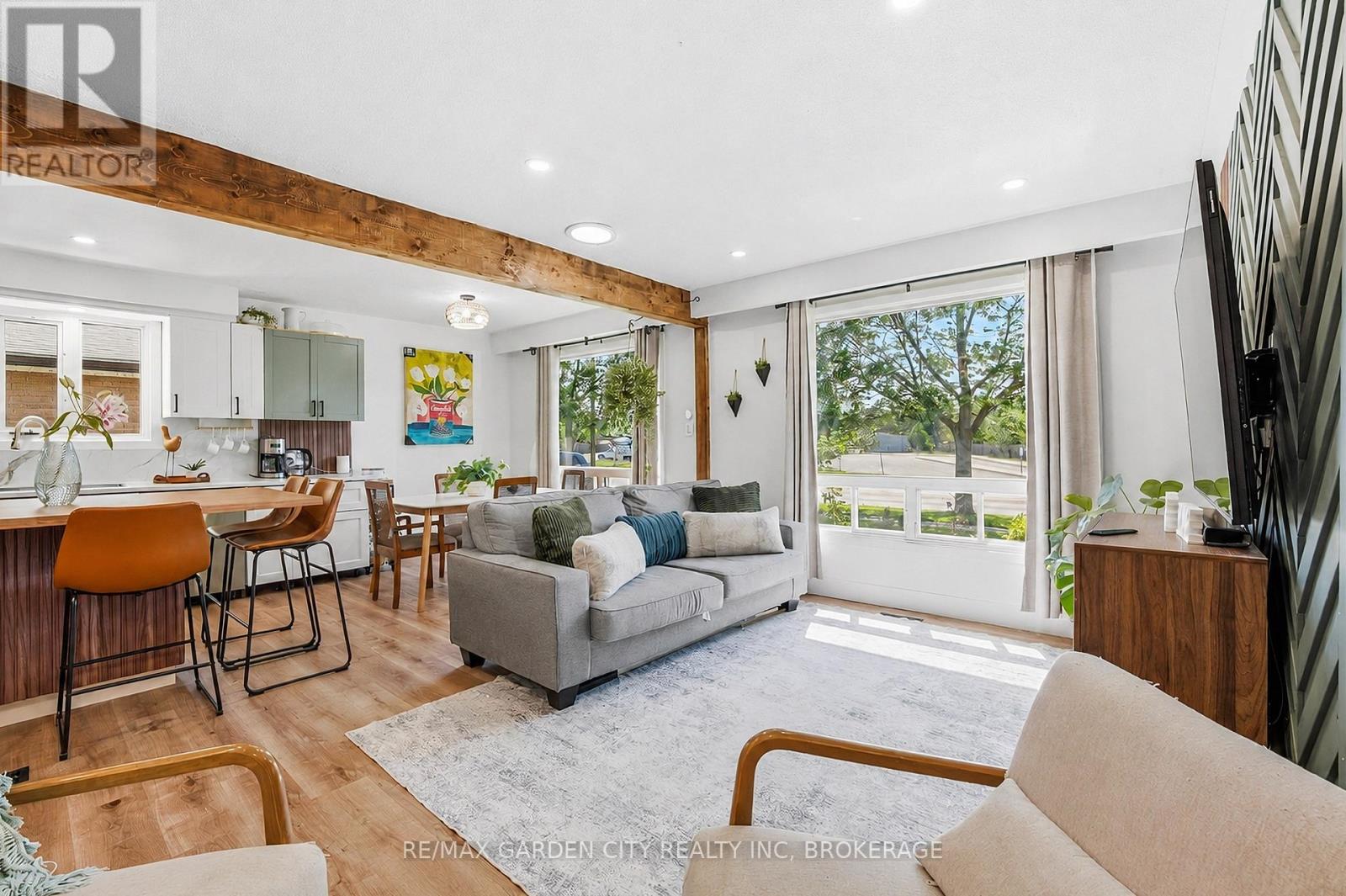 424 VINE STREET - 7