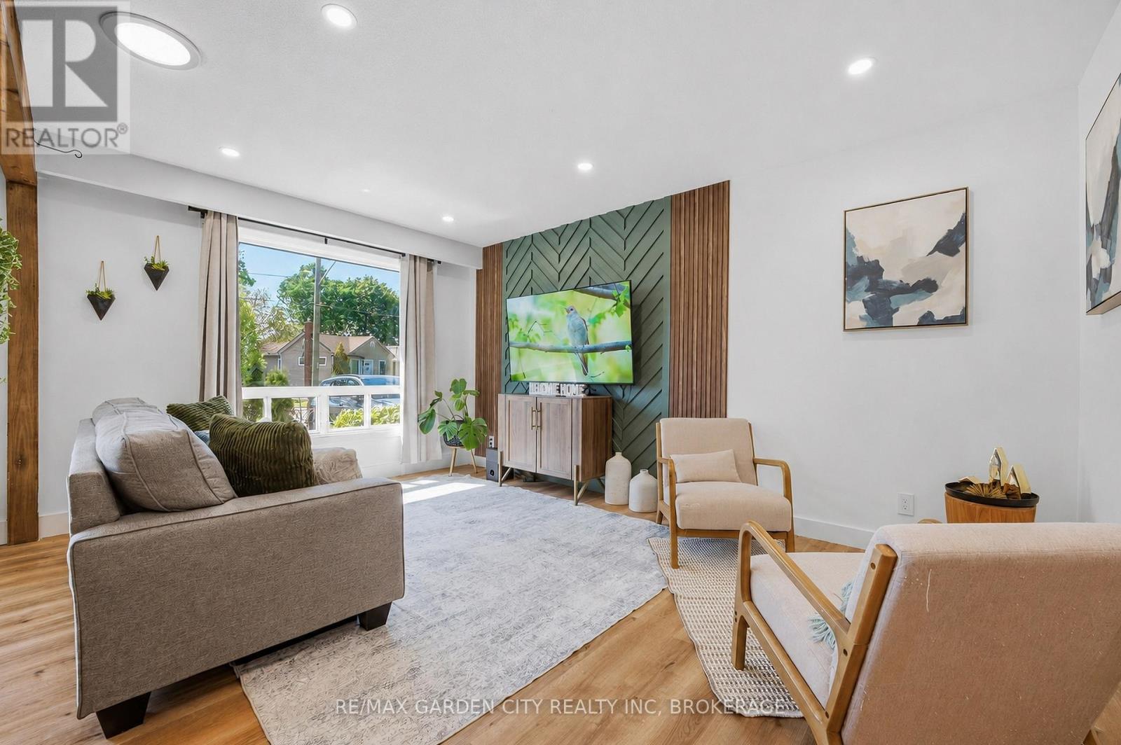 424 VINE STREET - 8