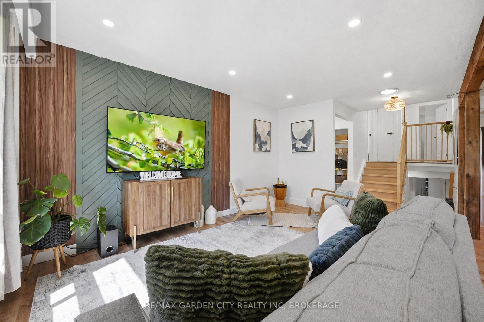 424 VINE STREET - 9