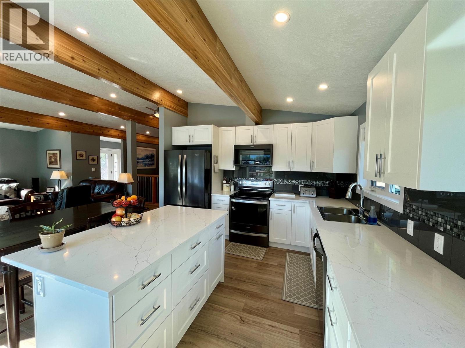417 Old Spallumcheen Road - 21