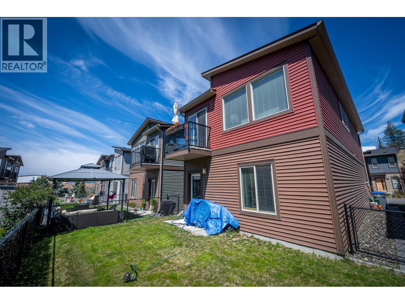 #117 1850 HUGH ALLAN Drive - 23