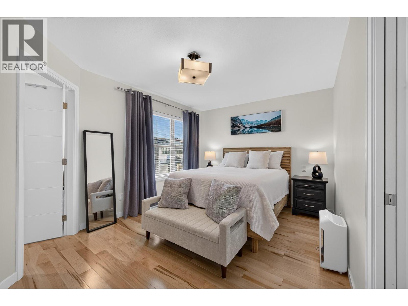 #117 1850 HUGH ALLAN Drive - 11