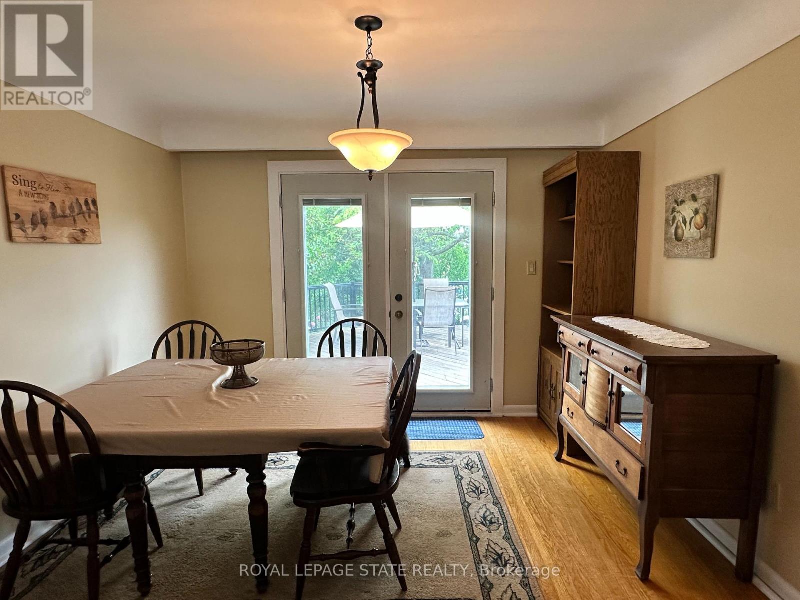 129 BROKER DRIVE - 17