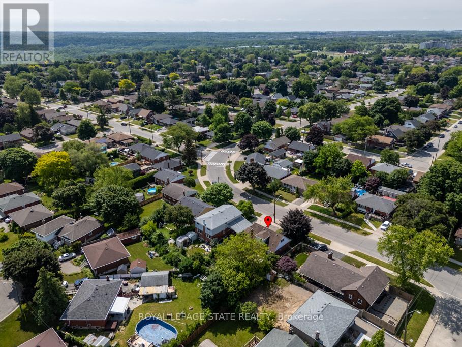 129 BROKER DRIVE - 48