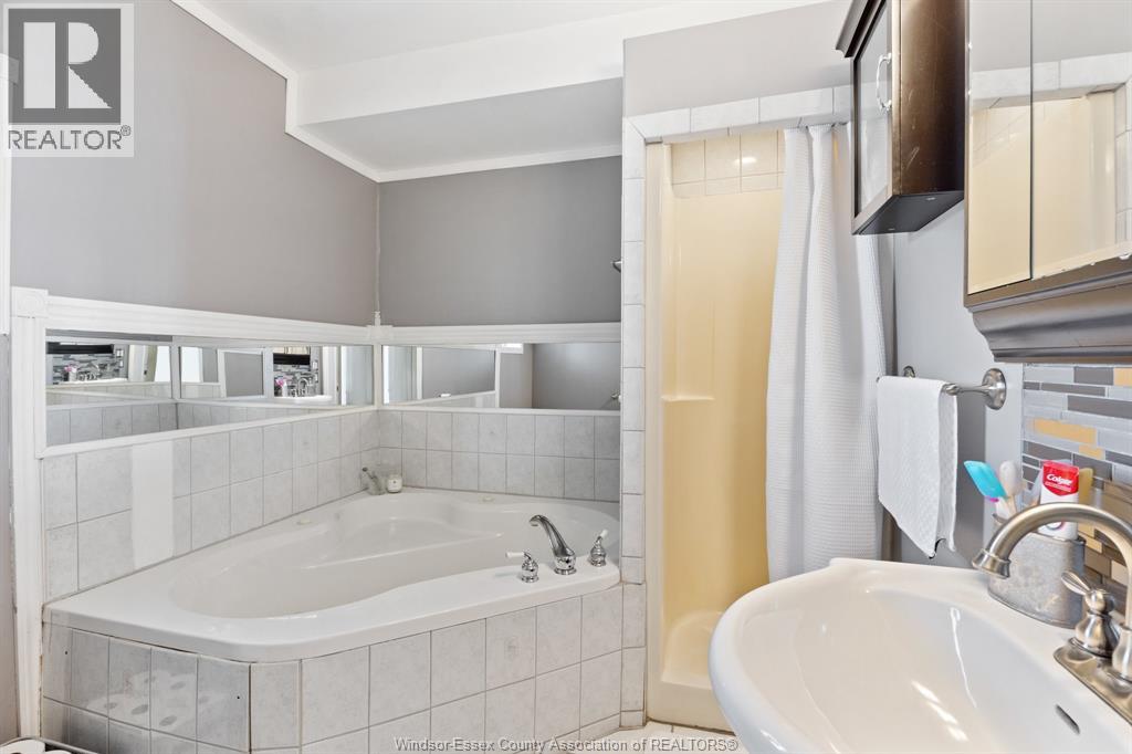4165 TECUMSEH ROAD East - 31