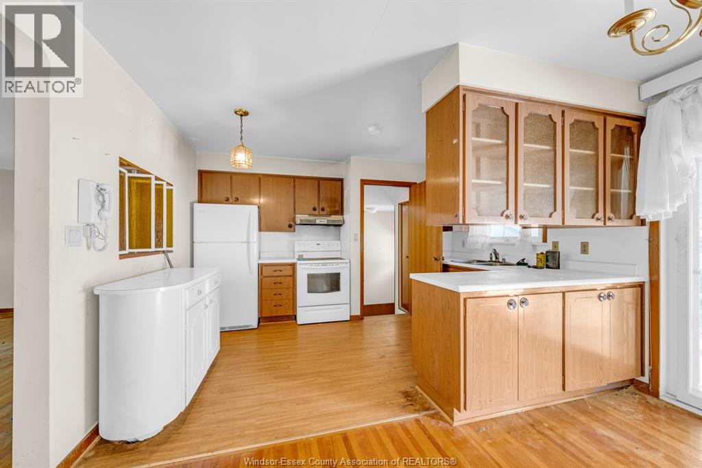 2383 WOODLAWN - 19